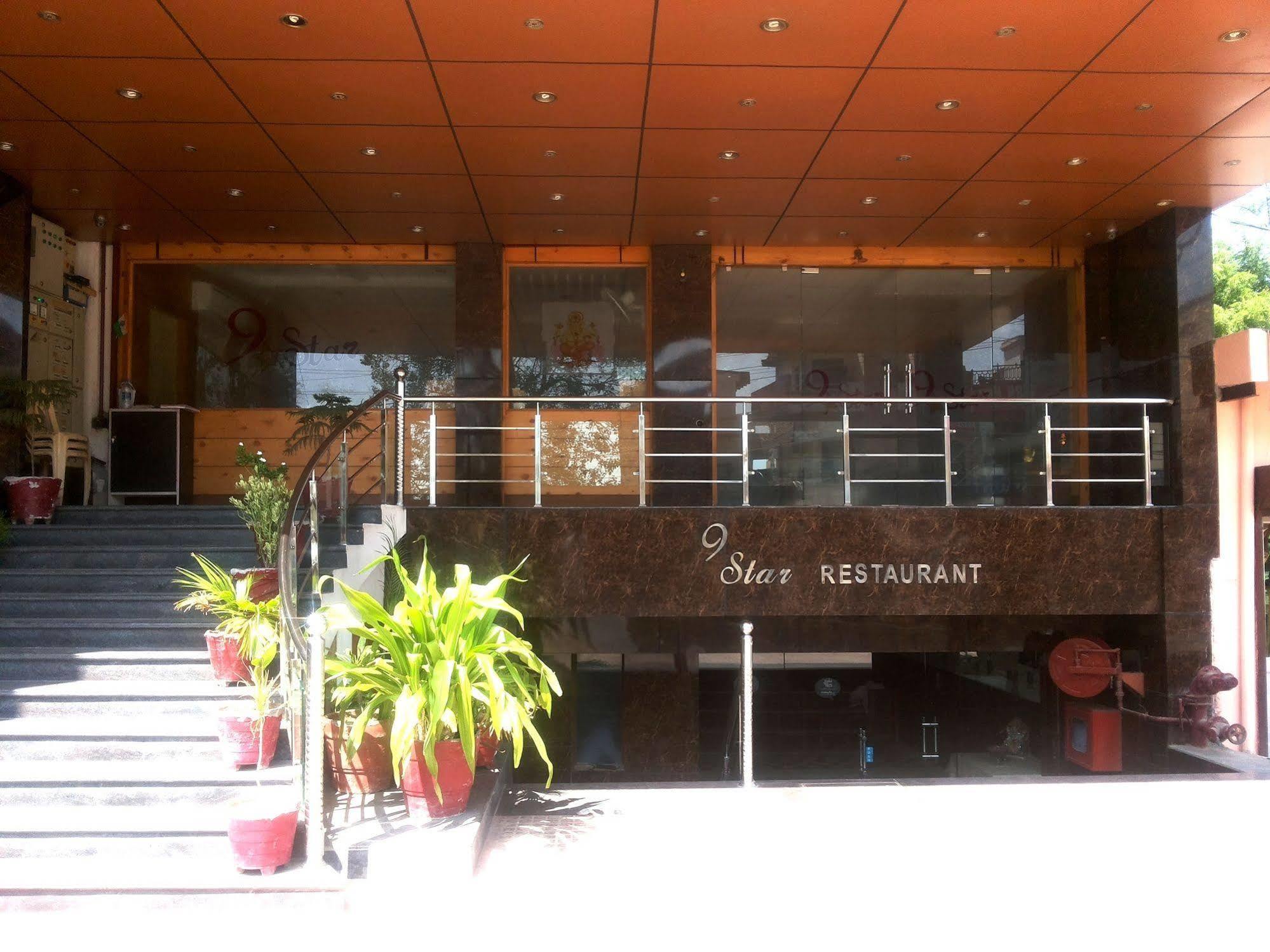 Star Hotel Agra  Esterno foto